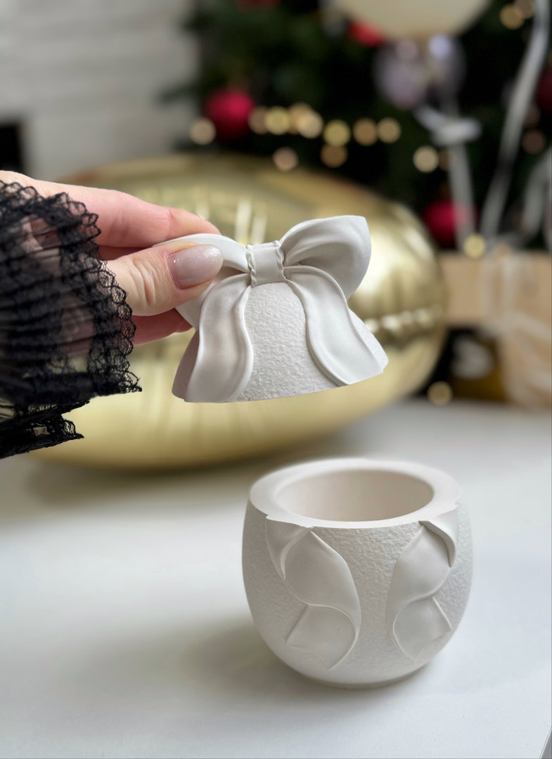 Шкатулка Яйцо с бантом